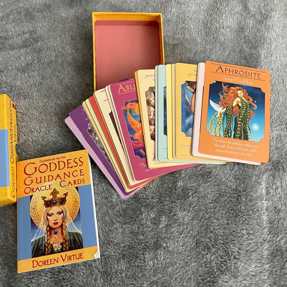 Goddess Guidance Oracle Cards - Picture 3 of 6